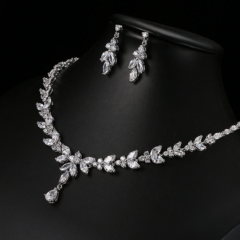 Conjunto de Colar e Brincos em Zircônia com Prata Esterlina